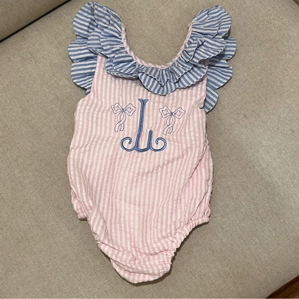 ❗️SOLD ❗️Bella Bean “L” Monogram Seersucker Swim